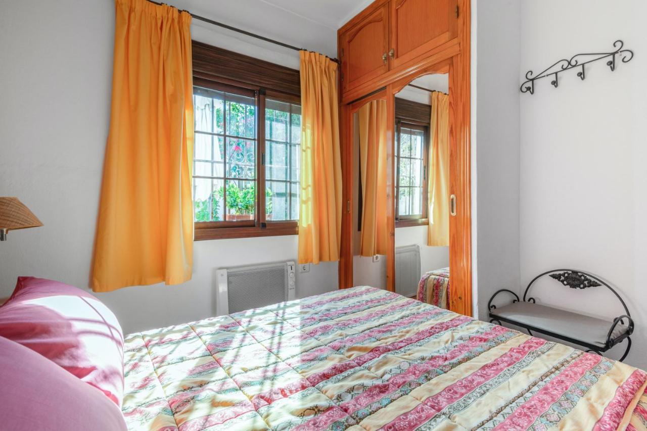 Seaside Retreat: Nerja's Two-bedroom Oasis With Pool And Views Holiday home *