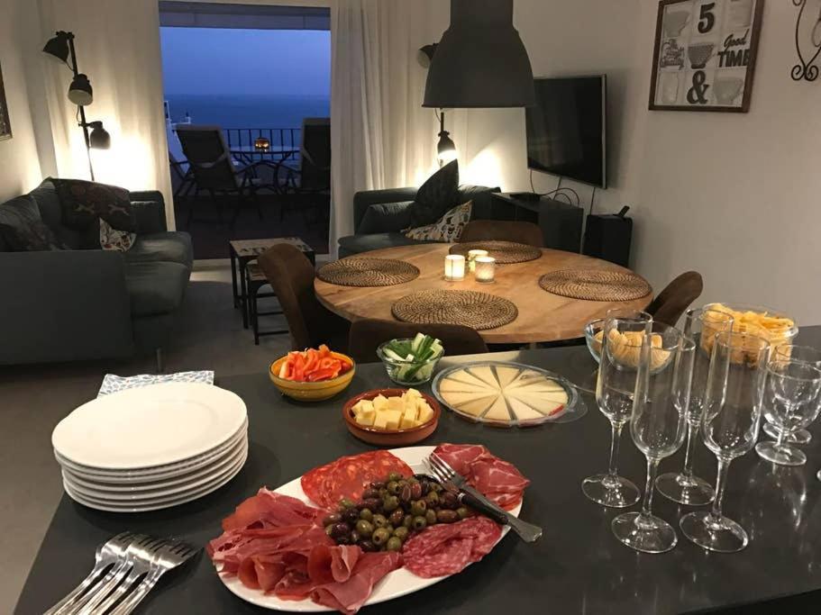 - - Beautiful Seaview Apartamento *