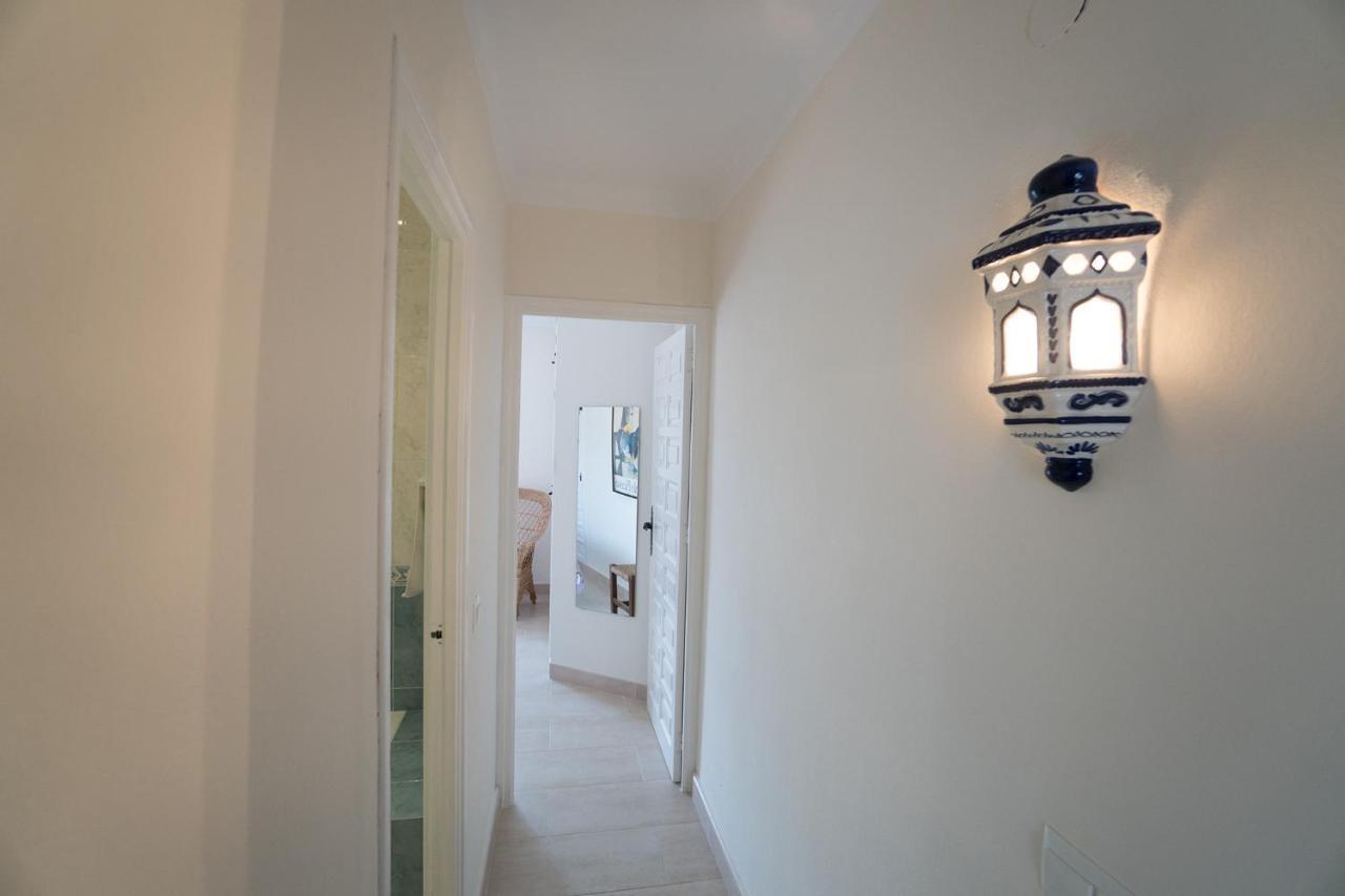 Urb. La Hacienda, 16 Apartment *