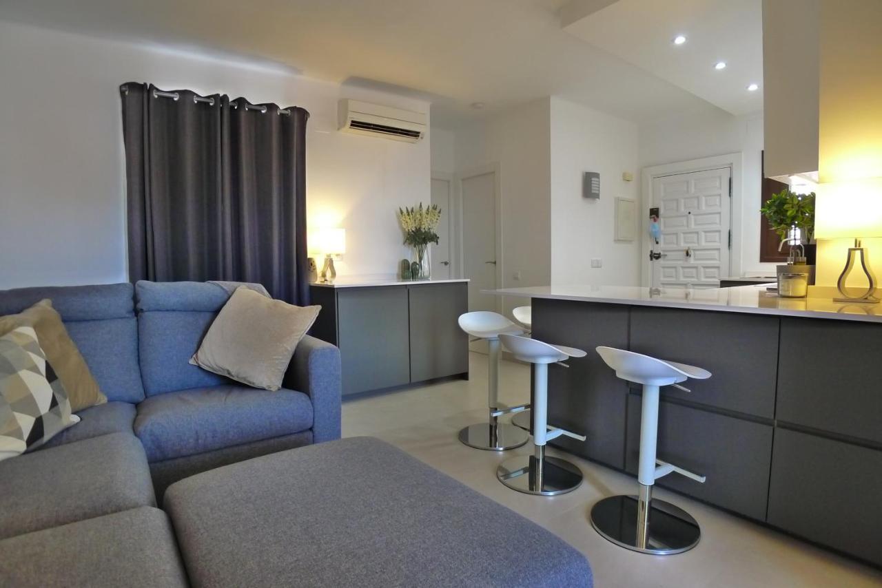 Apartamento R795 - Capistrano Playa 610 *
