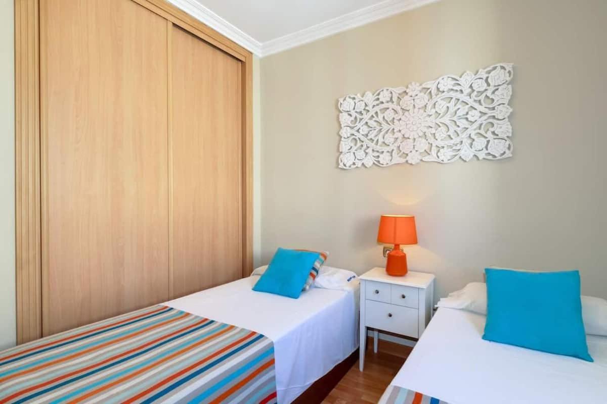 Apartamento Stunning Penthouse In The Centre Of Nerja