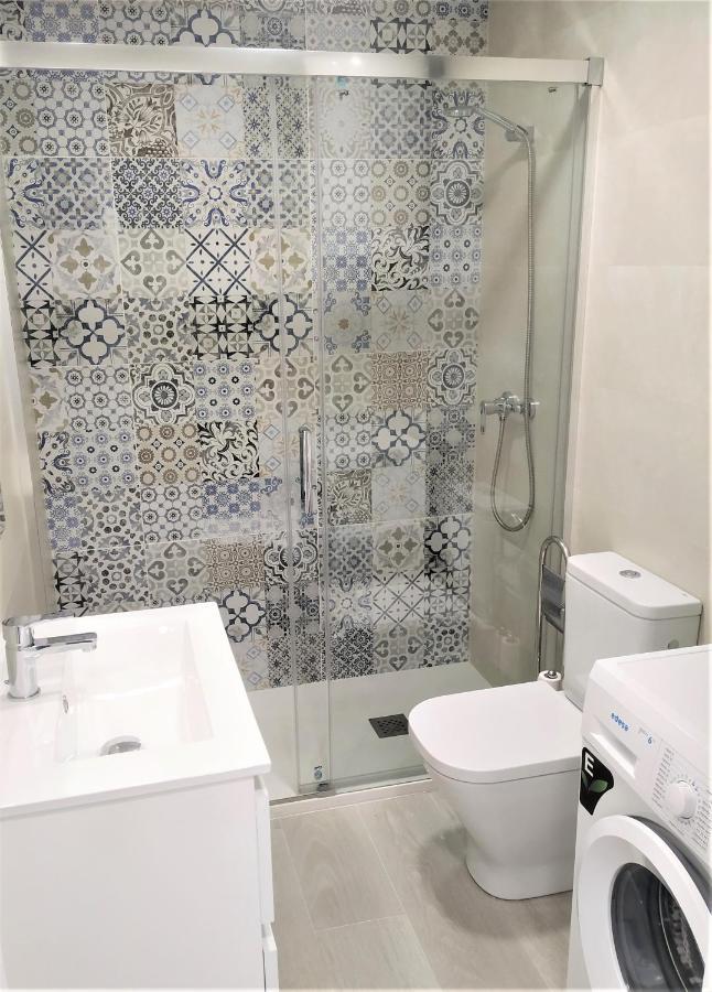 1 Bedroom Beachfront At Torecilla Apartamento Nerja