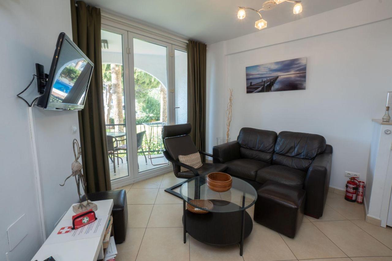 Verdemar 9 Menyber Apartment *