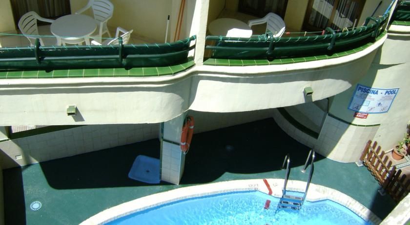 Mediterraneo Apts * Nerja