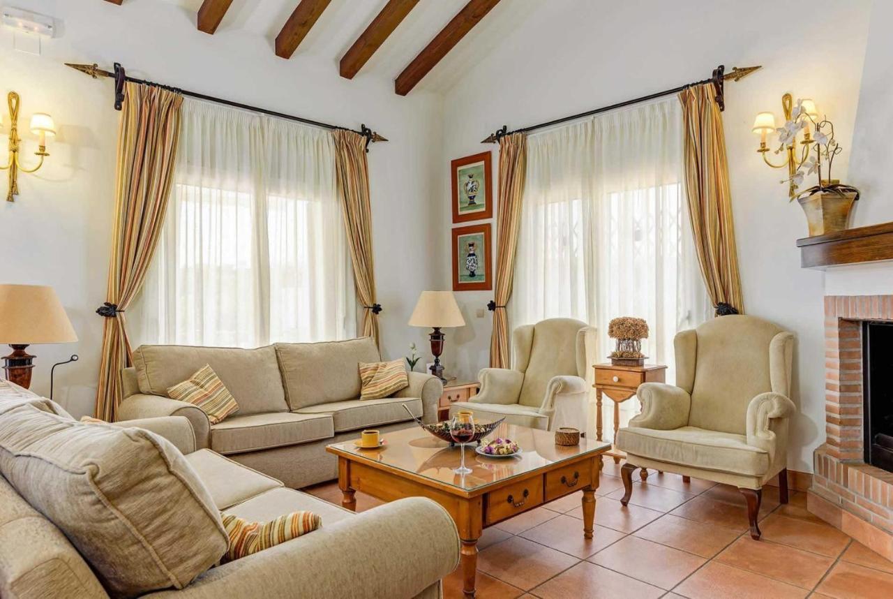 La Canela Villa *