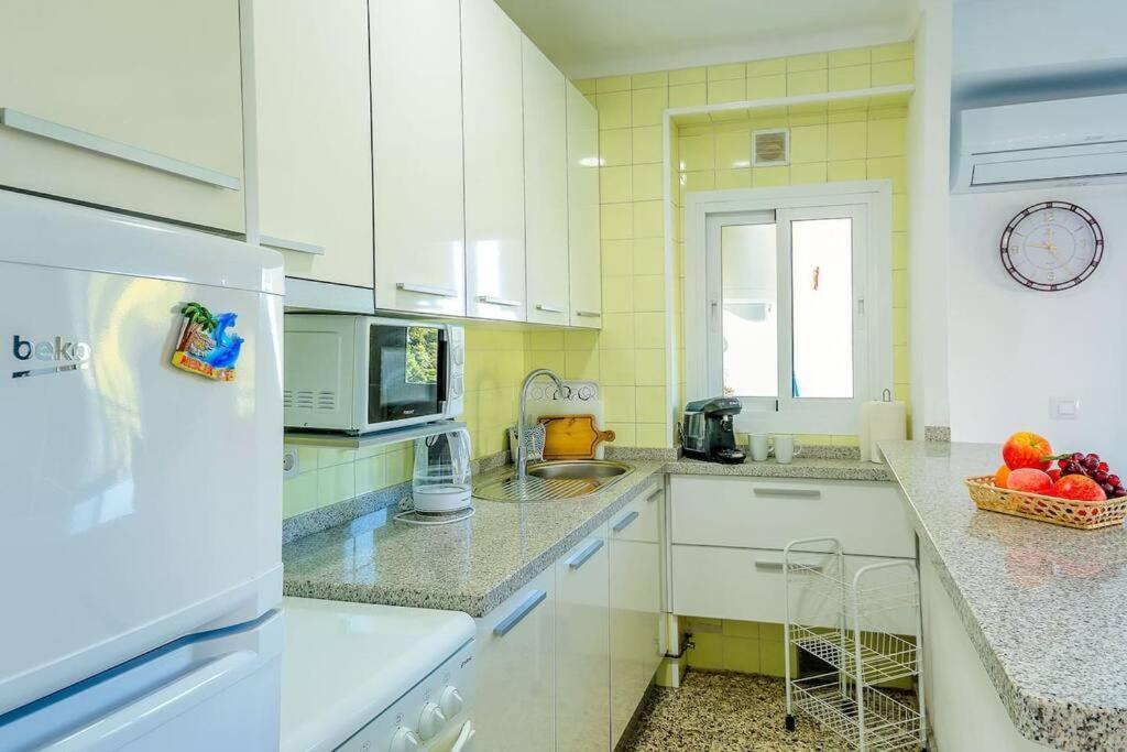 Tahiti Precioso Apartamento Con Piscina Apartment *