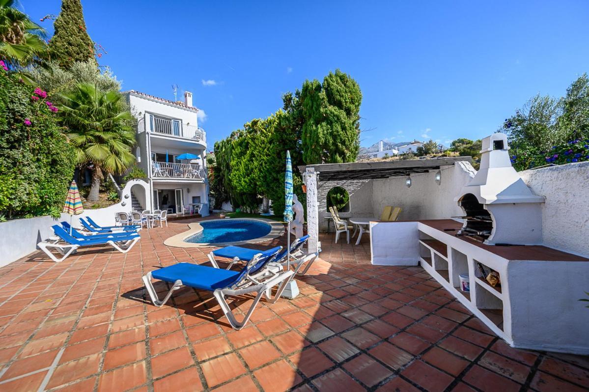 Villa Chimenea With Pool And Lovely Garden