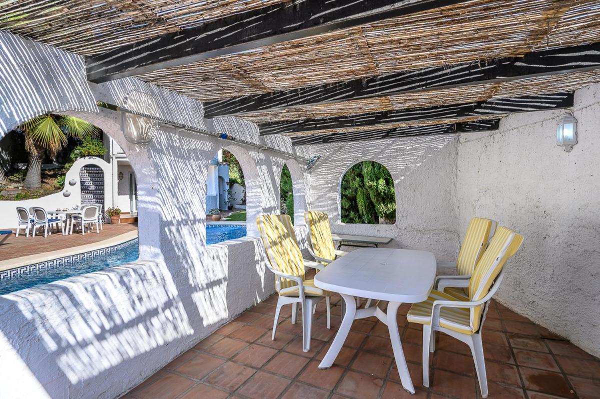 Chimenea With Pool And Lovely Garden Nerja