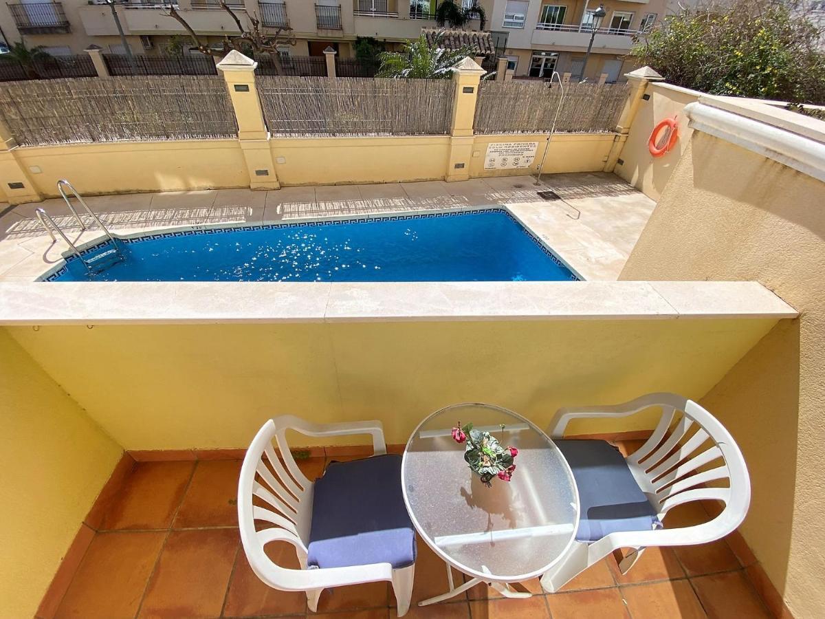 Triton Casasol Apartment *