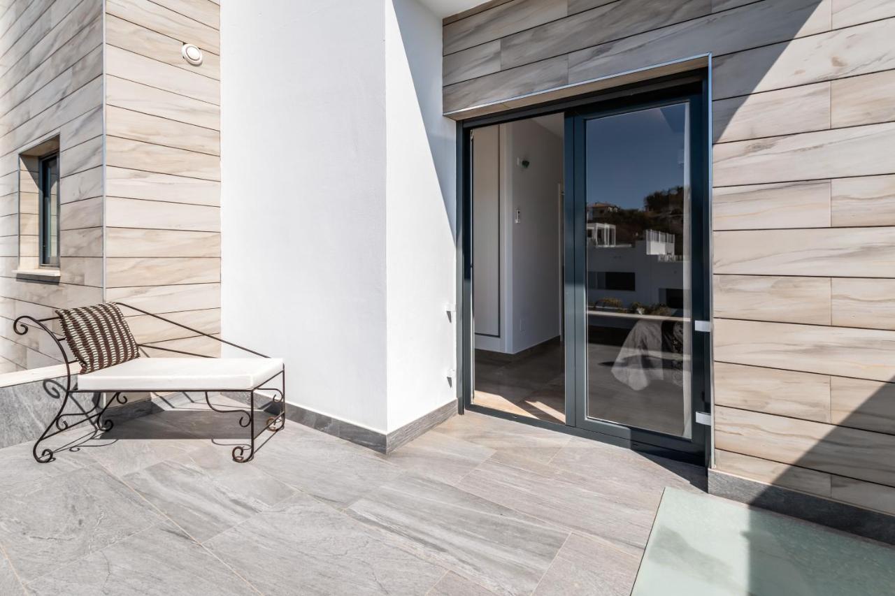 Irisa Villa *