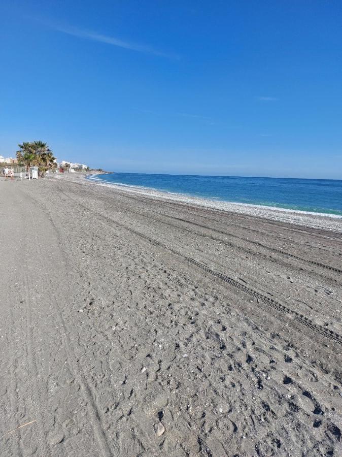 Modern Furnished, Roof Terrace, Beautiful Seaview Apartamento Nerja