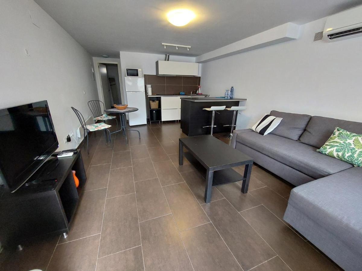 Modern Apartment, Walking Distance Of The Sea Apartamento *