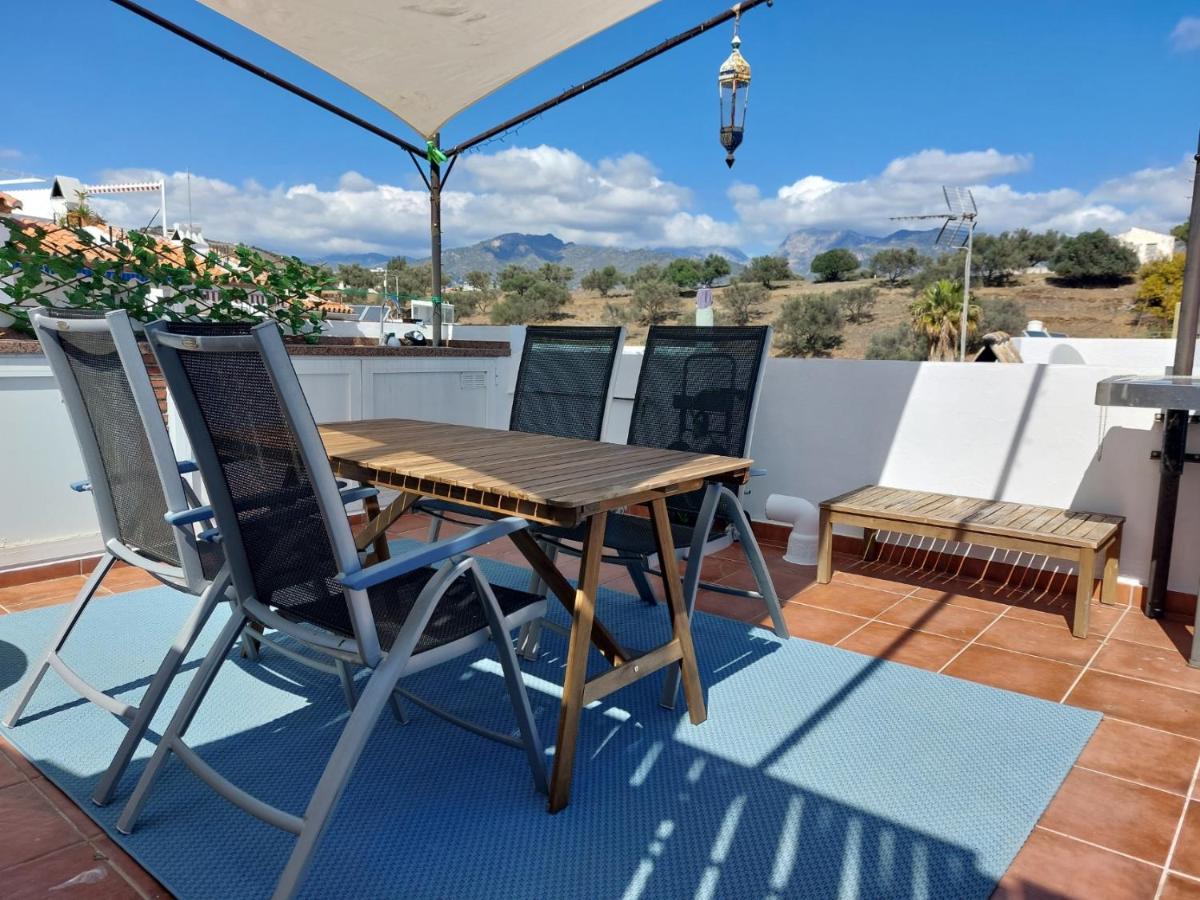 Modern Furnished, Roof Terrace, Beautiful Seaview Apartamento Nerja