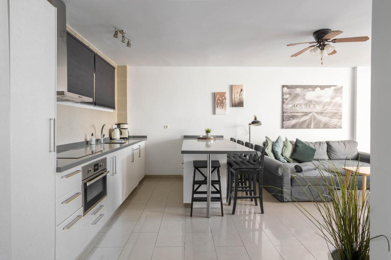 A214 Chic Front Line Apartamento