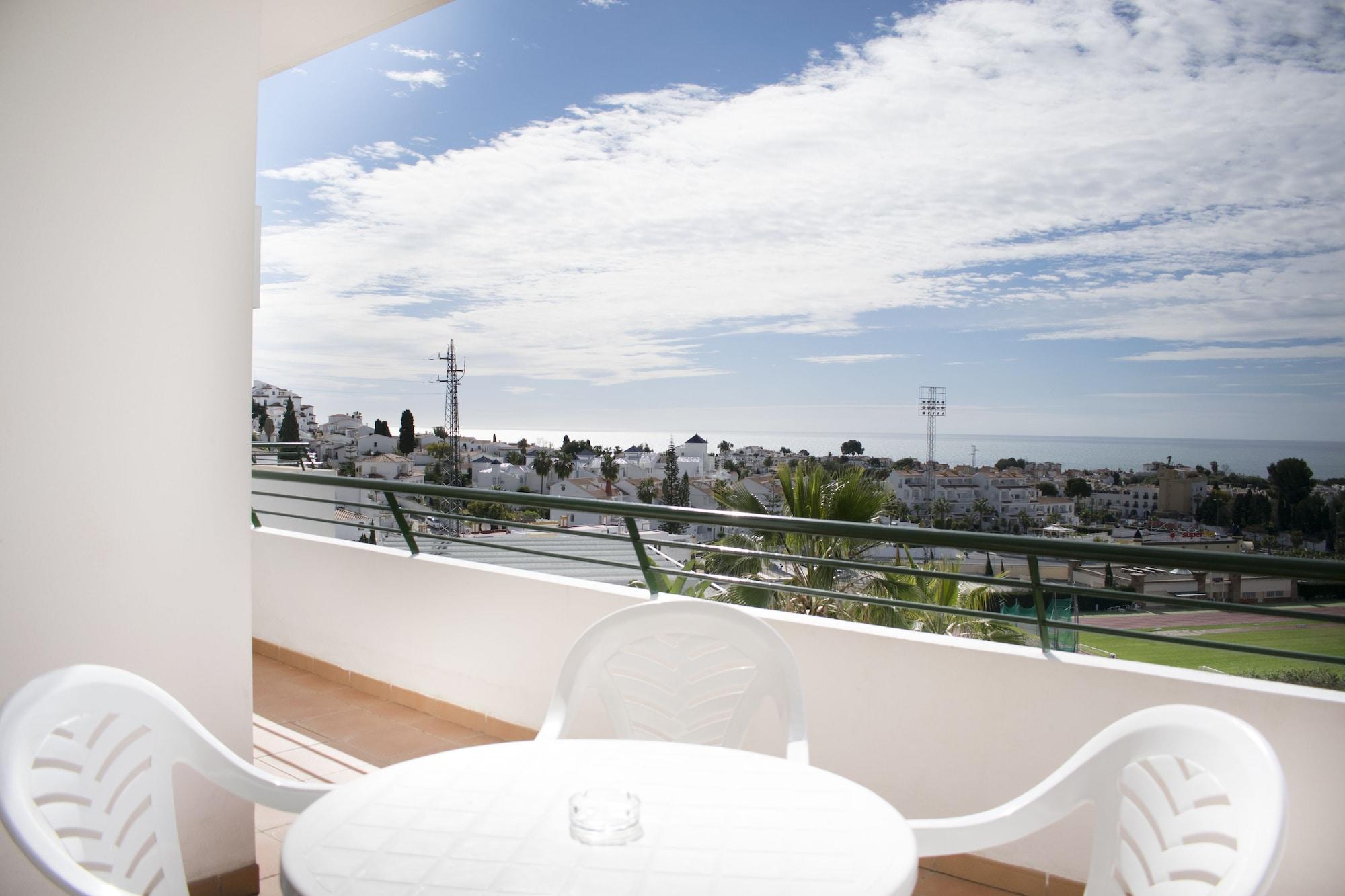 De 2* Nerja