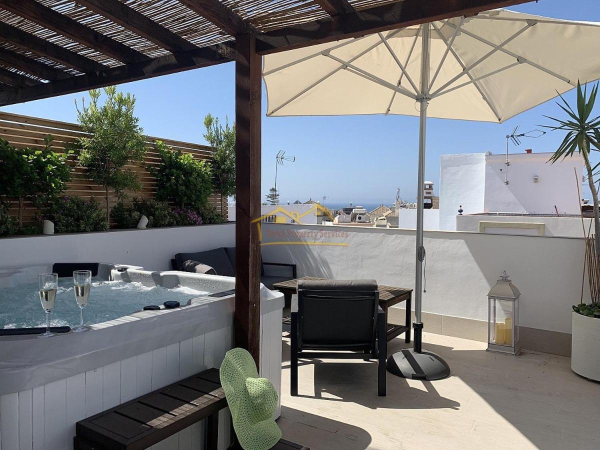 Luxury Penthouse Centre