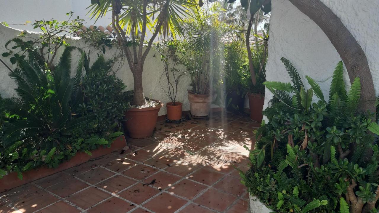 Сasa de vacaciones New Boho With Balcony, Private Garden And Communal Pool *