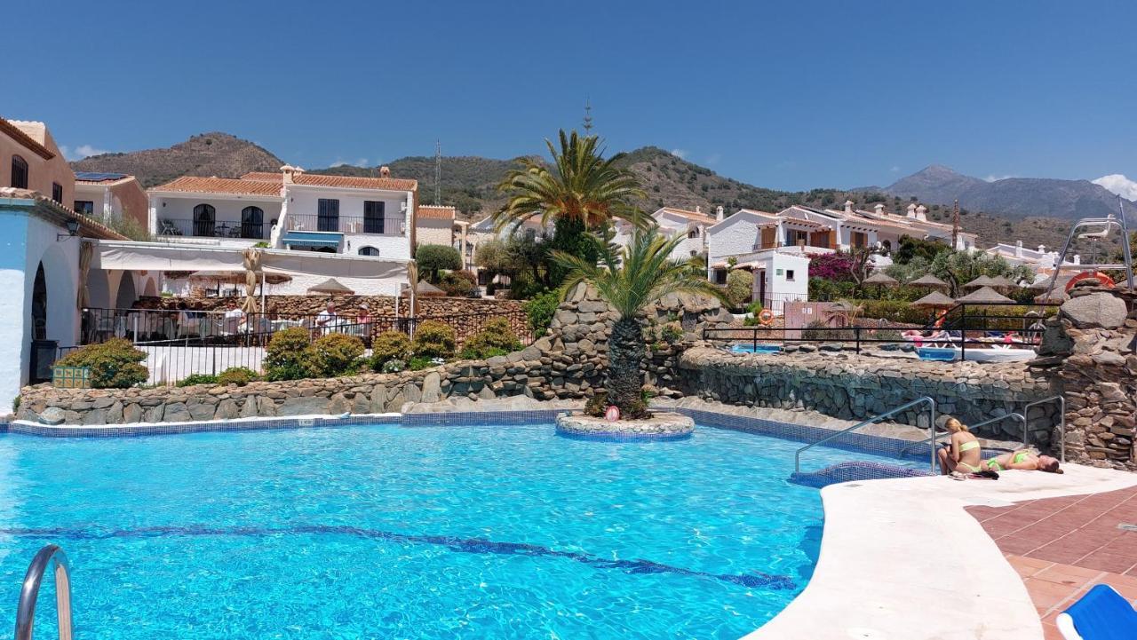 New Boho With Balcony, Private Garden And Communal Pool Casa de férias *