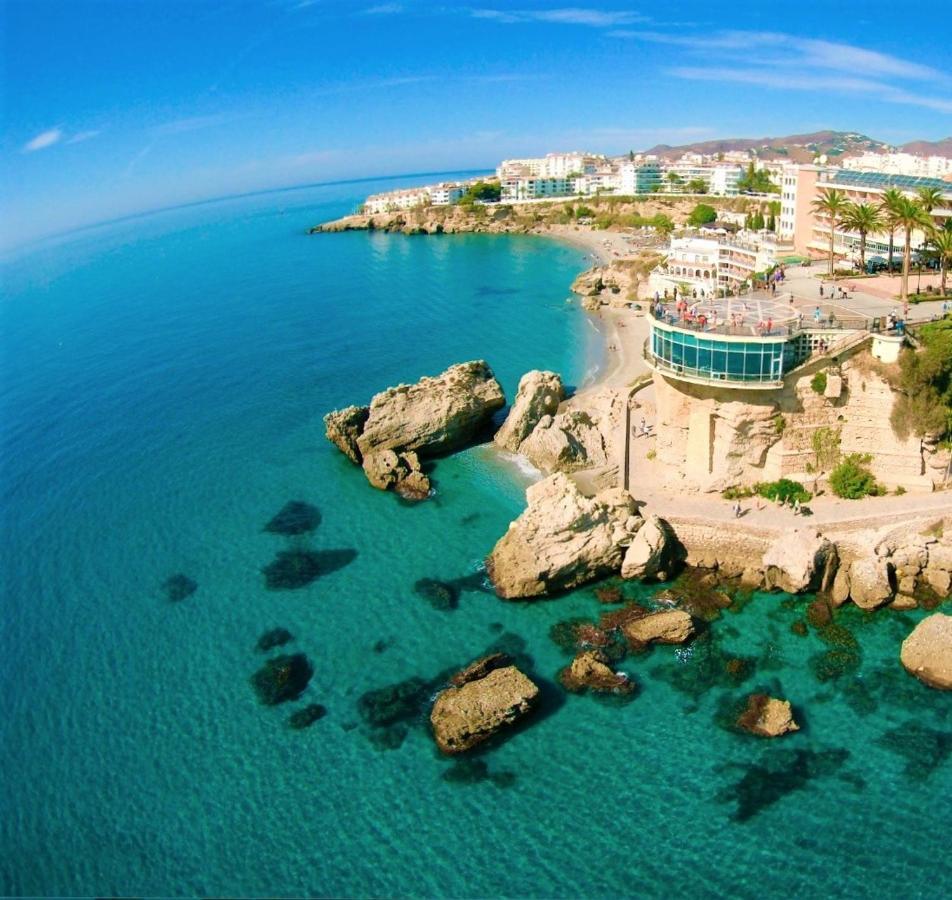 1 Bedroom Beachfront At Torecilla * Nerja