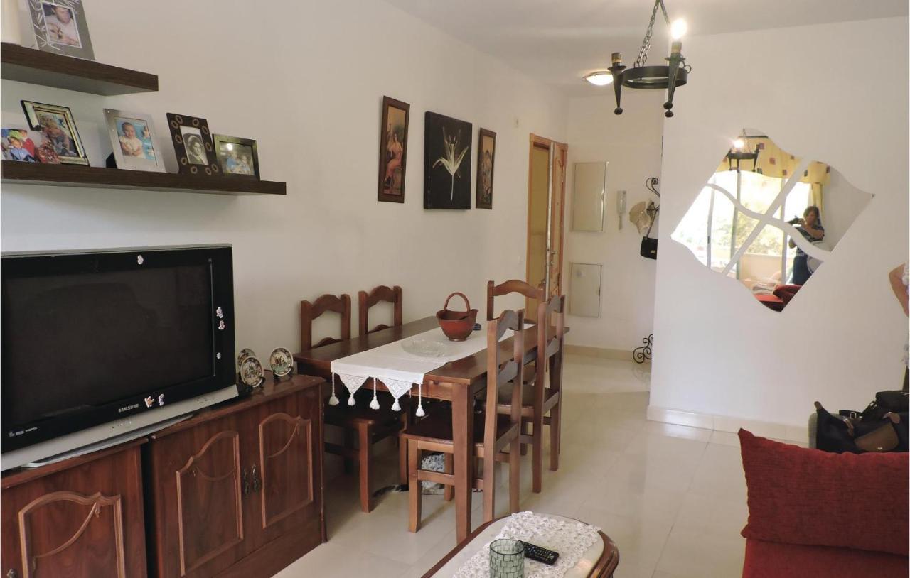 Apartamento Lovely In With Kitchen