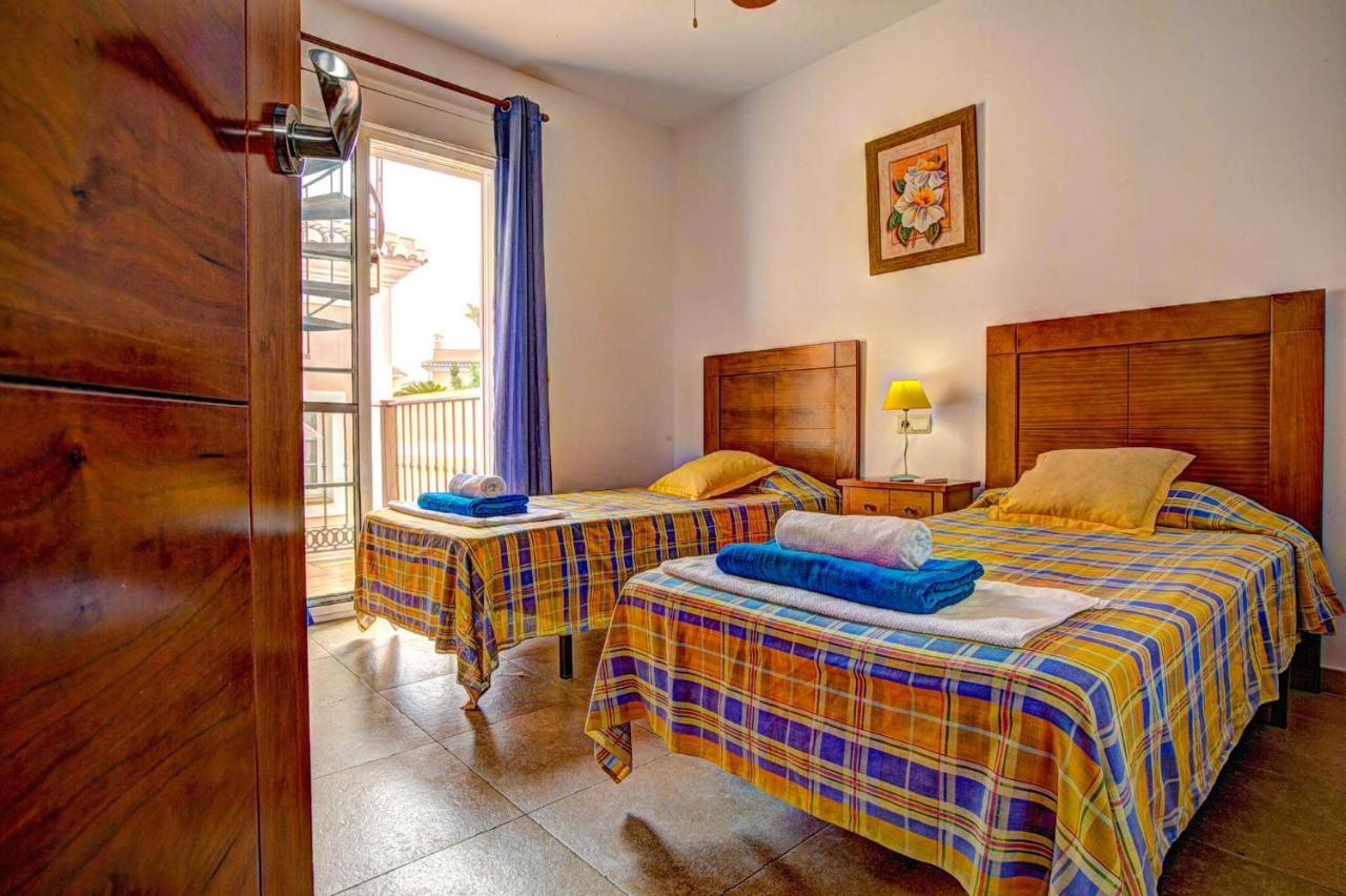 Villa Reyes