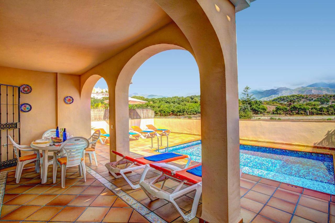 Reyes Villa *