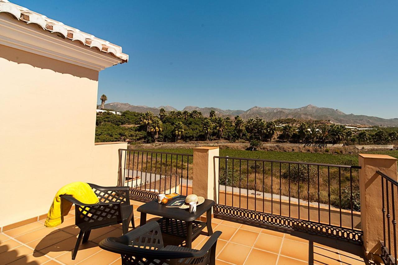 Reyes Villa