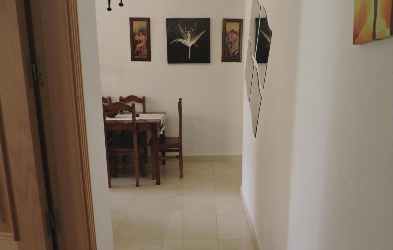 Apartamento Lovely In With Kitchen