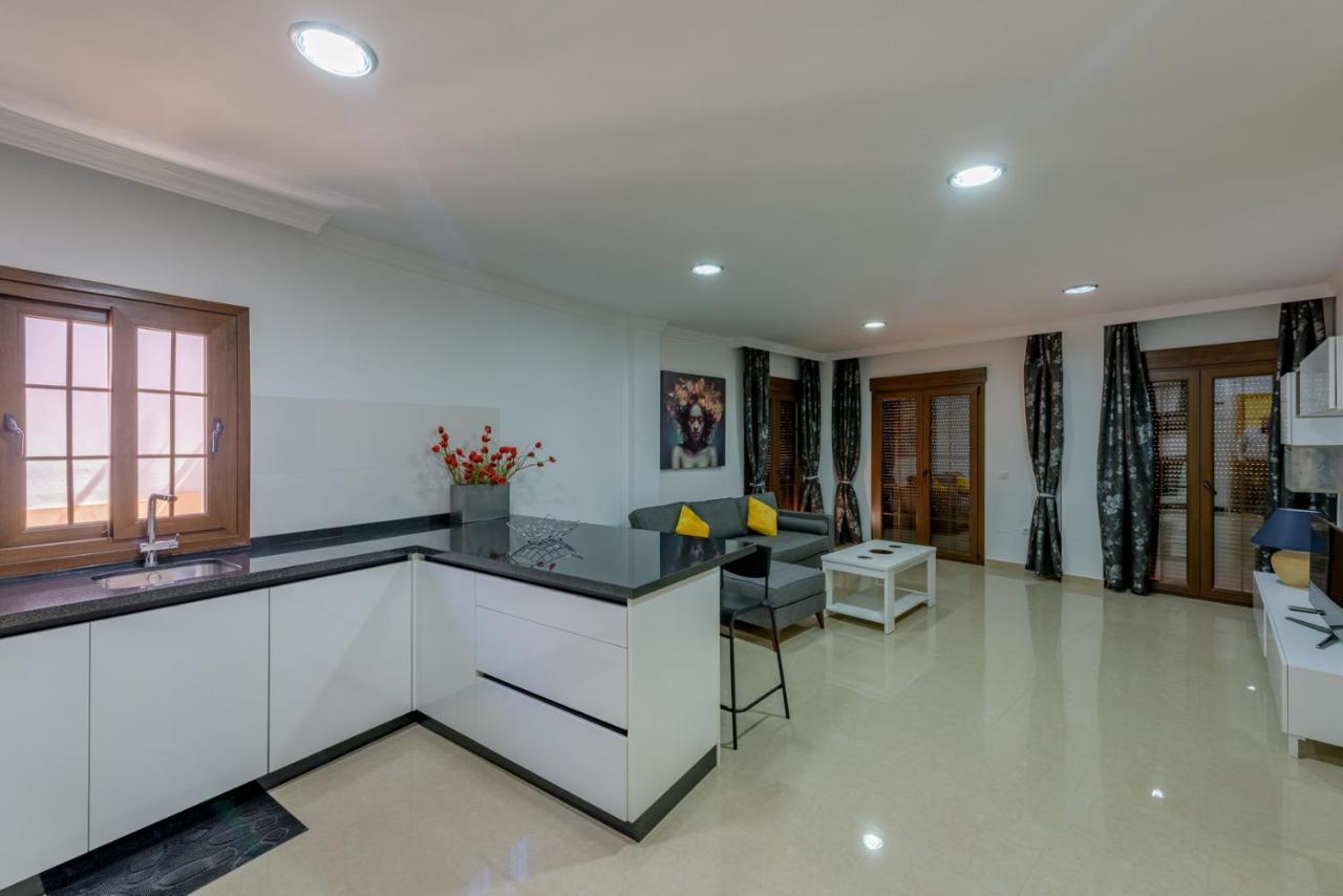 Apartamento Céntrico Sibarys - 2 Dormitorios- Calle Pintada *