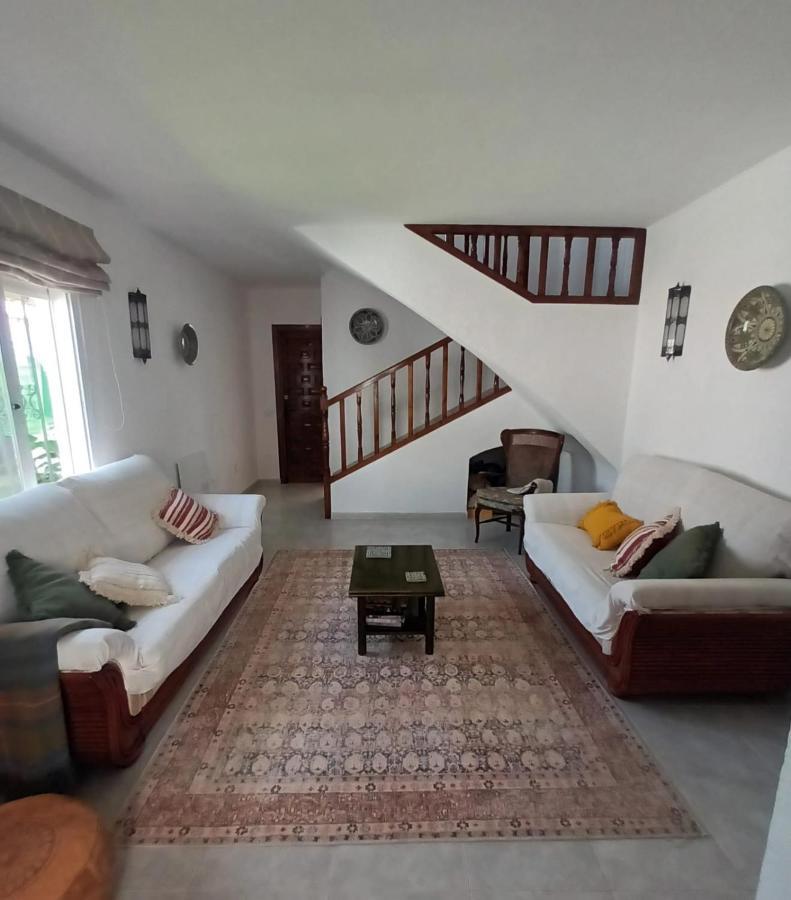 Nueva Pueblo Andaluz Casa Grafton Сasa de vacaciones Nerja