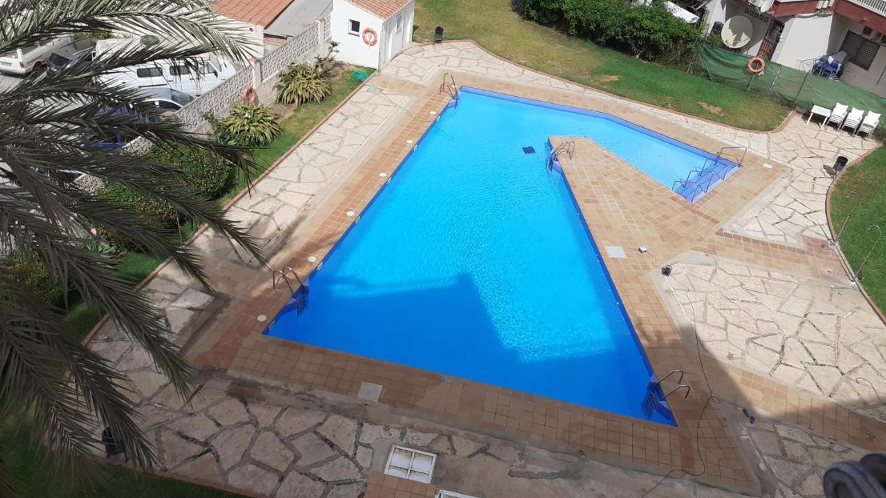 Apartamento Amplío Piso Al Lado De La Playa En *