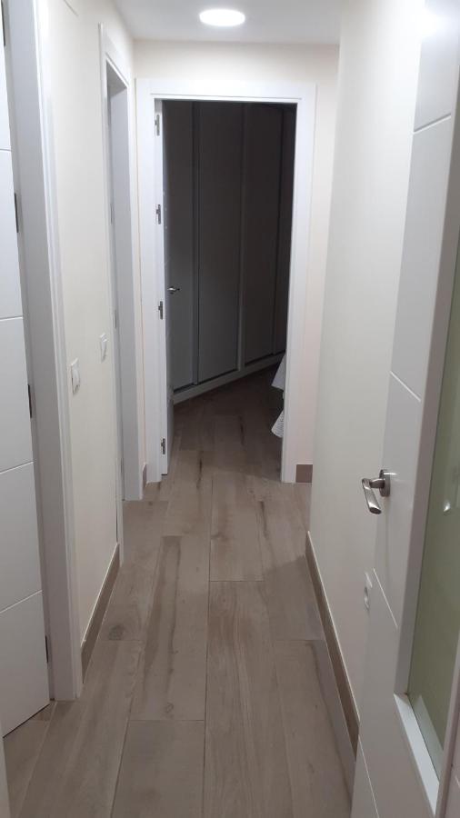 Apartamento Amplío Piso Al Lado De La Playa En