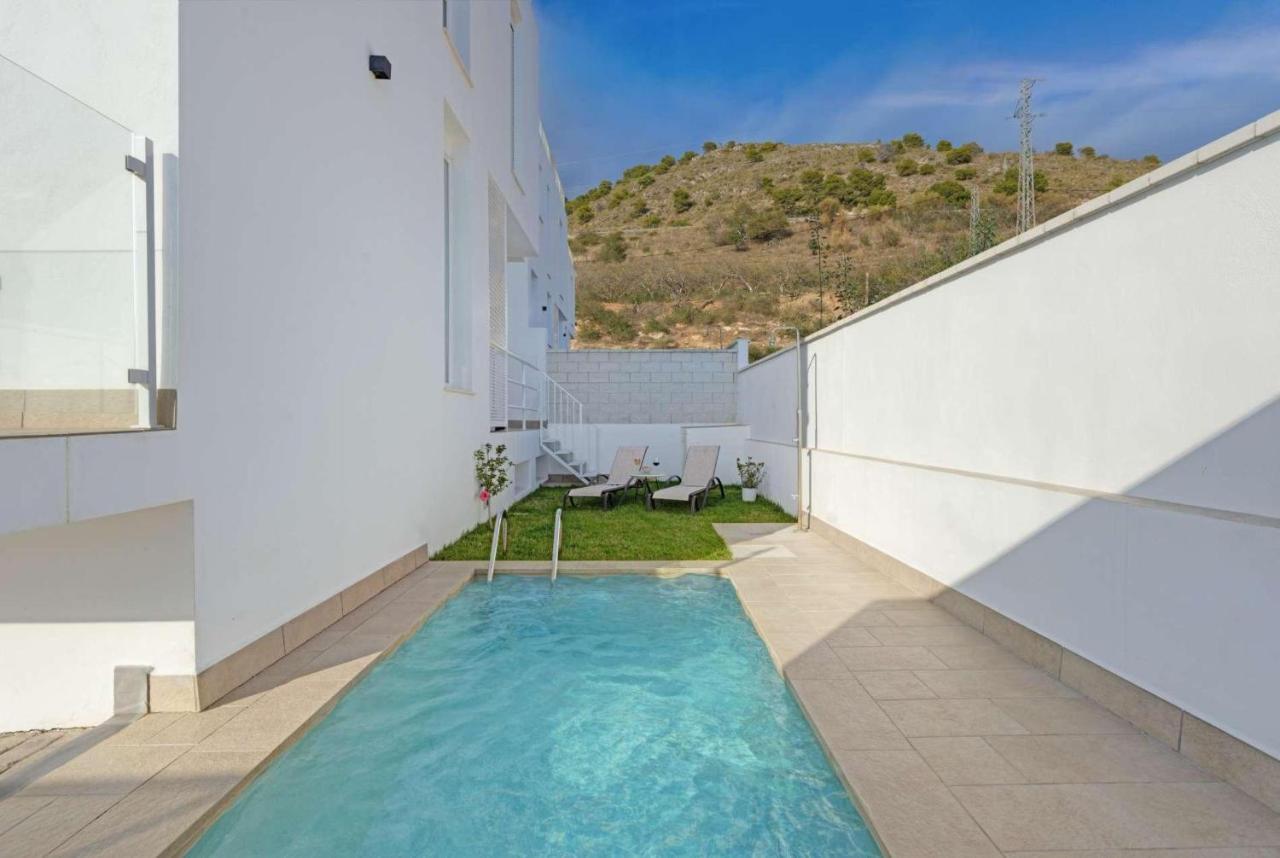 Capistrano Blue Cinco Nerja