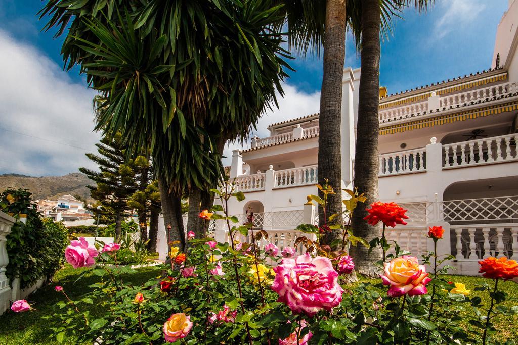 Rosas De Capistrano Nerja