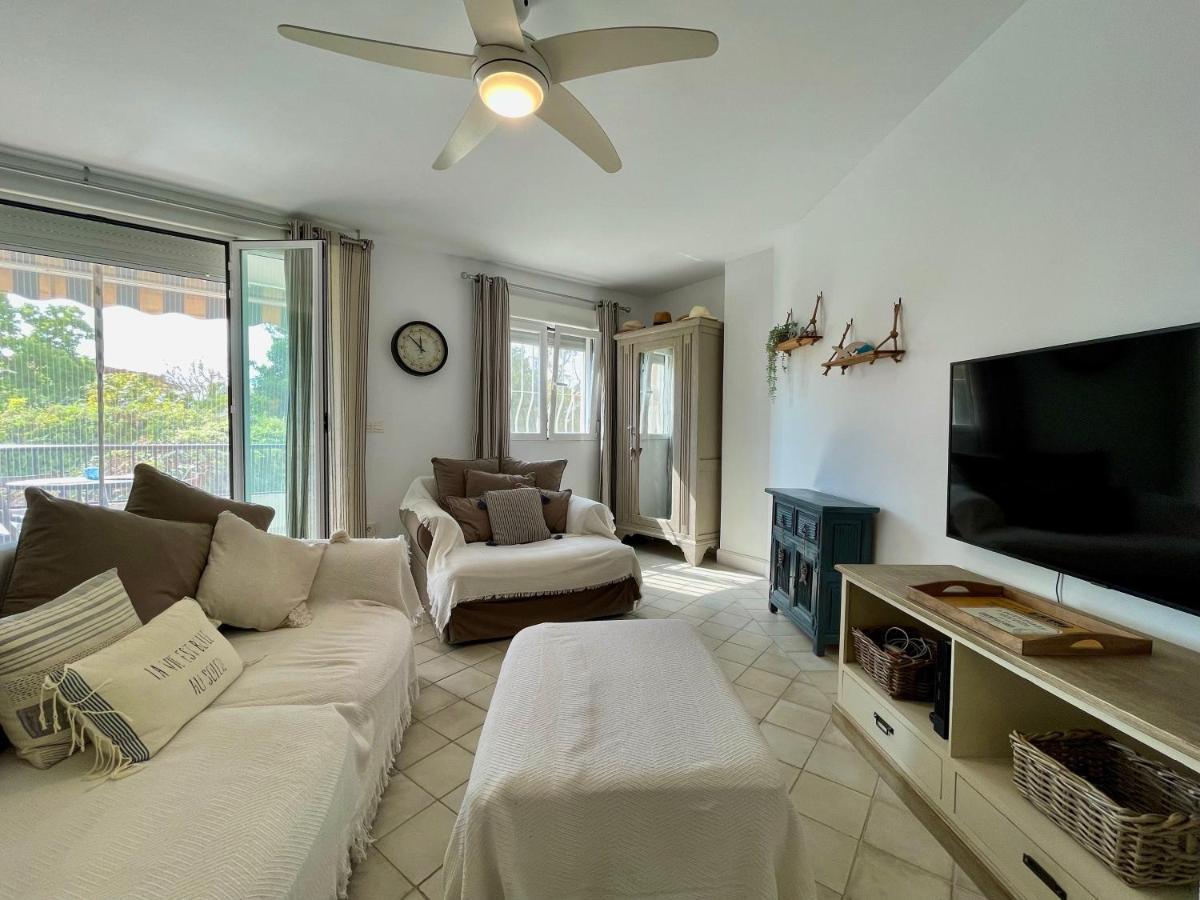 Apartamento Palmeras 3, *