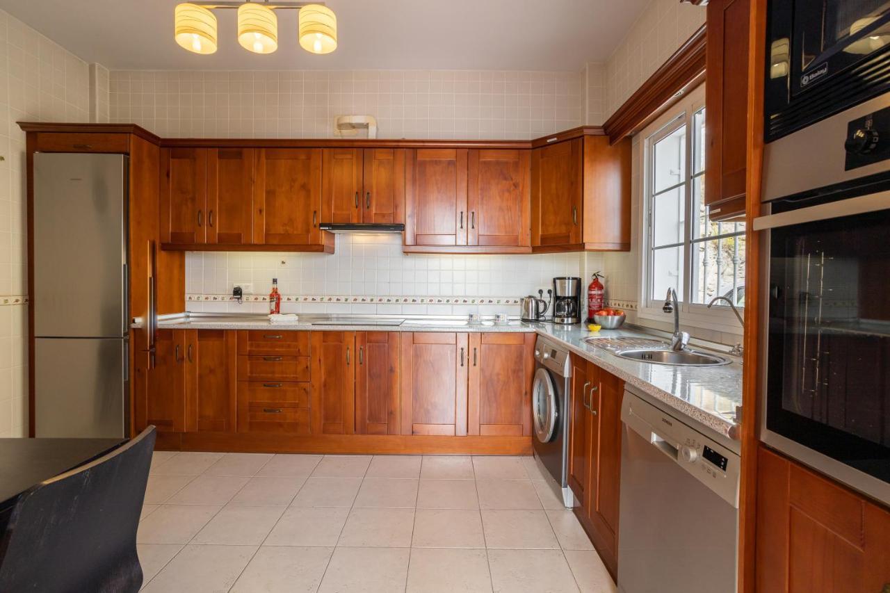 Exclusive - Great Sea View Villa *