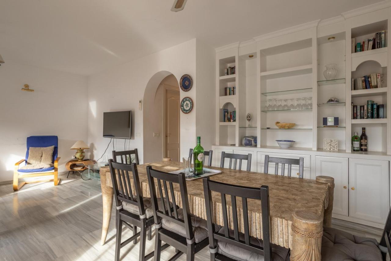 Casa de férias Flores 5 - Large Townhouse