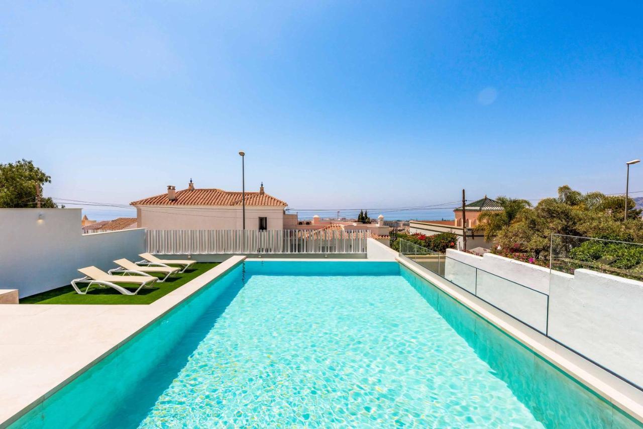 Felix Uno Villa Nerja