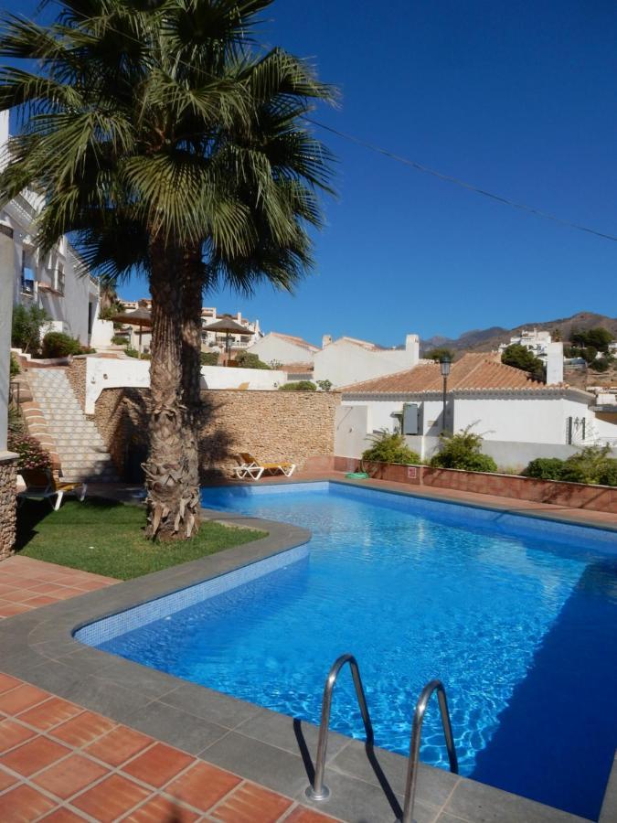 Holiday home ,nerja, Seaview, Pool, 3 Bedrooms, Huge Terrace And Garden