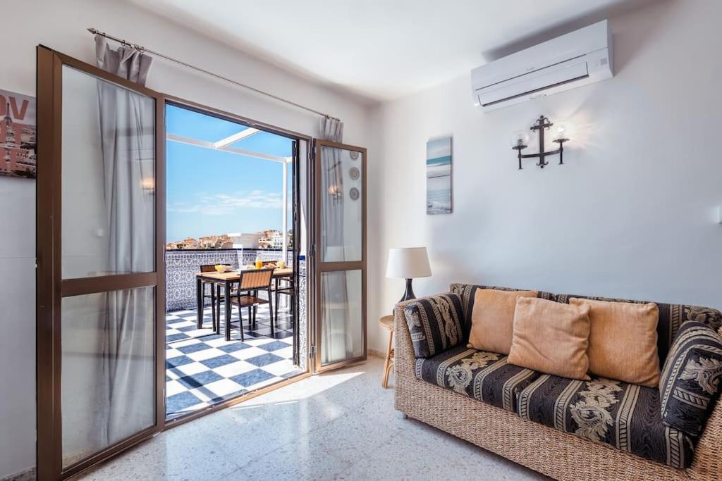 Apartamento Oasis 16 *