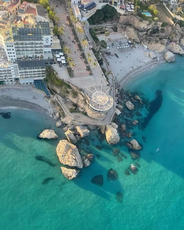 Acapulco Playa * Nerja
