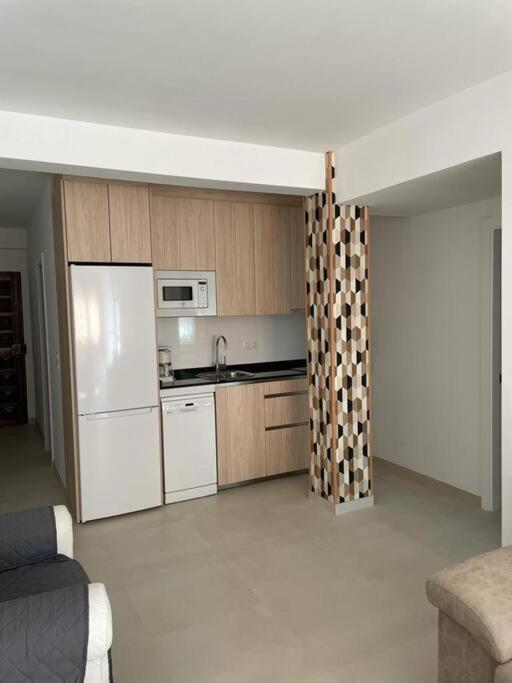 Reformado Con Vistas Al Mar Apartamento