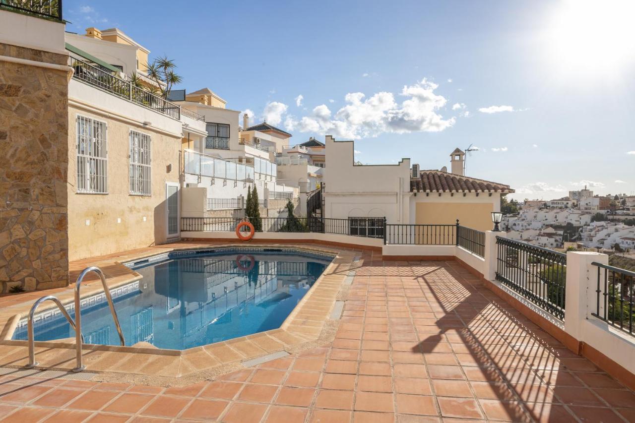 Casa Verkath-playa Burriana * Nerja