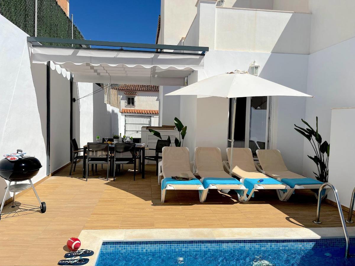 Villa Paradise - Topaz