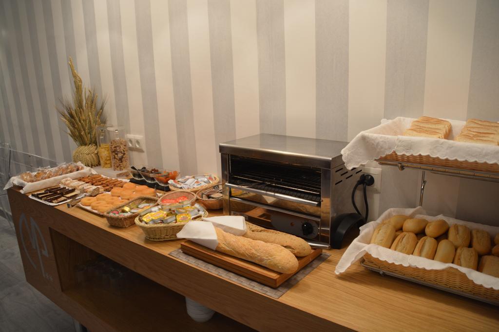 Hotel Mena Plaza 2*