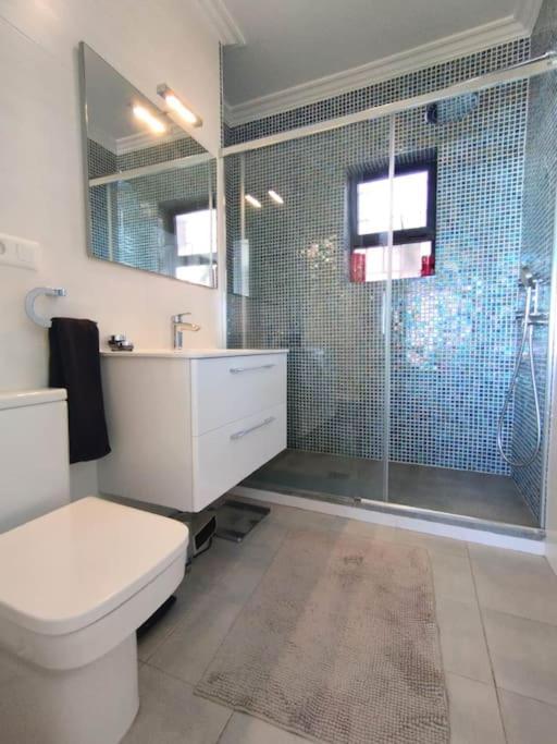 Amazing 3 Bedroom Townhouse Close To Burriana, Nerja