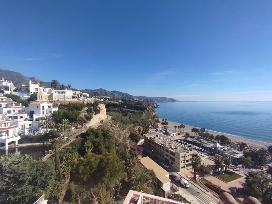 Apartamento Amazing 3 Bedroom Townhouse Close To Burriana, Nerja