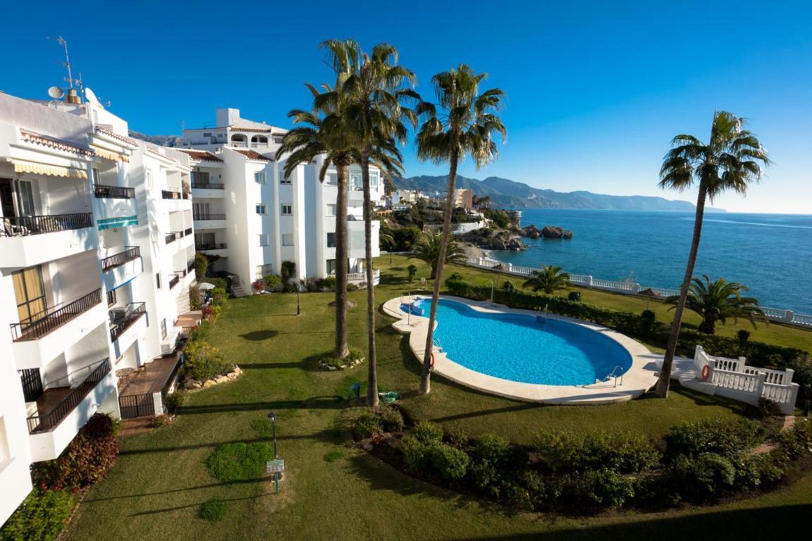 Palmeras 72 Menyber * Nerja