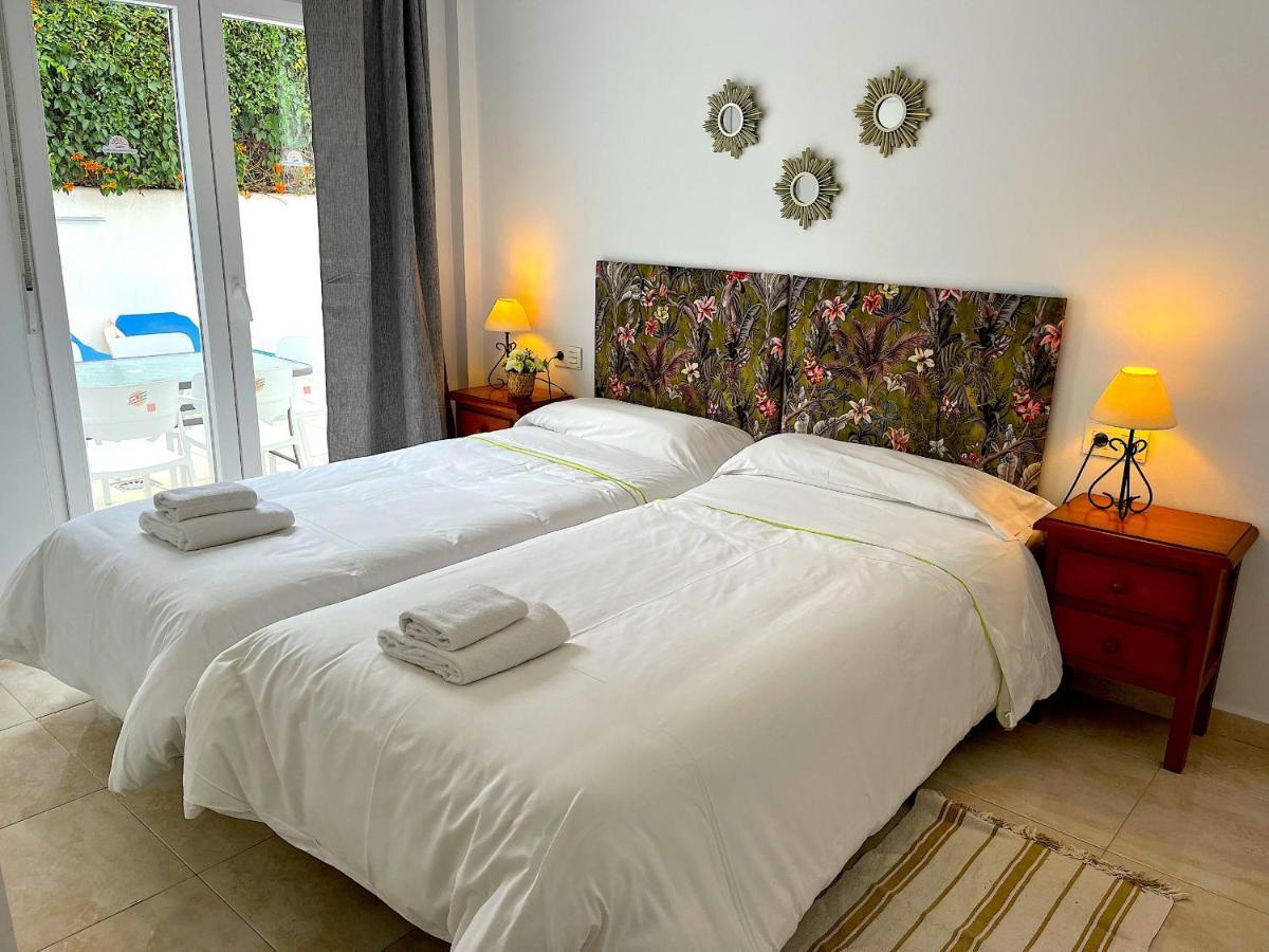 Paradise - Jade Nerja
