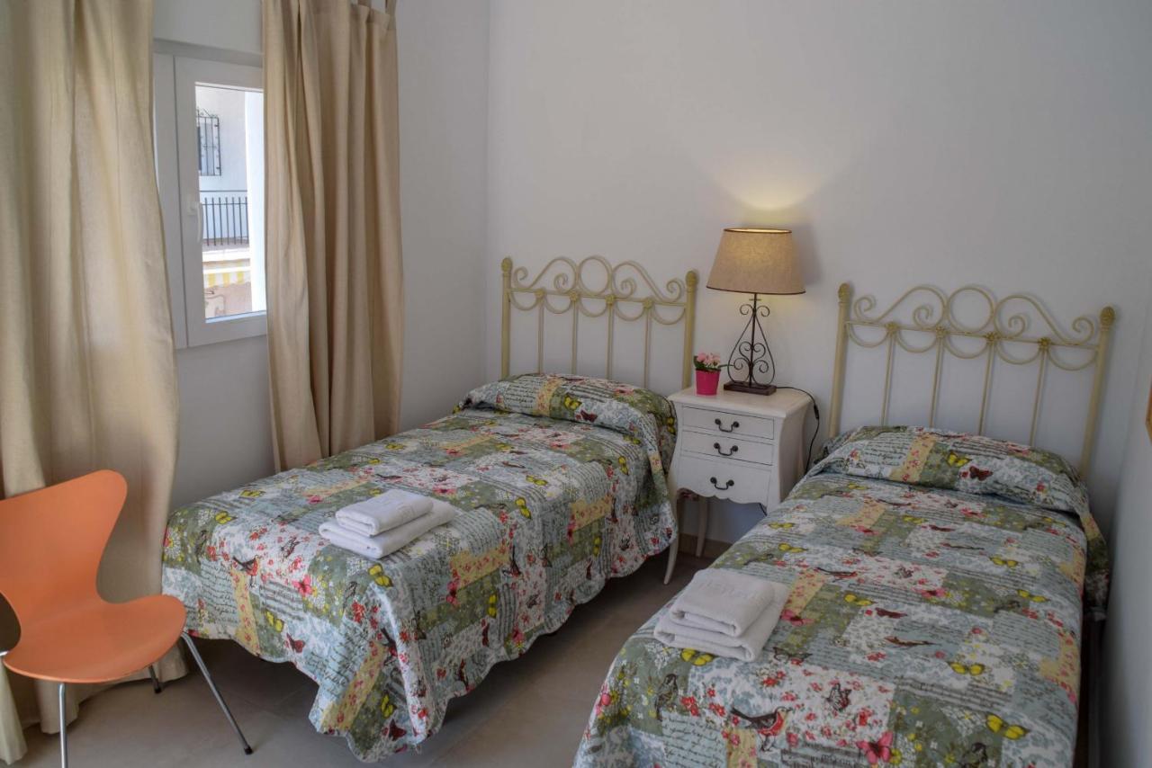 Paradise - Valeria Pousada Nerja